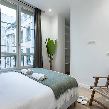 Sweett - Monsigny Paris Room photo