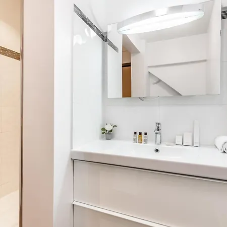 Sweett - Monsigny Paris Room photo